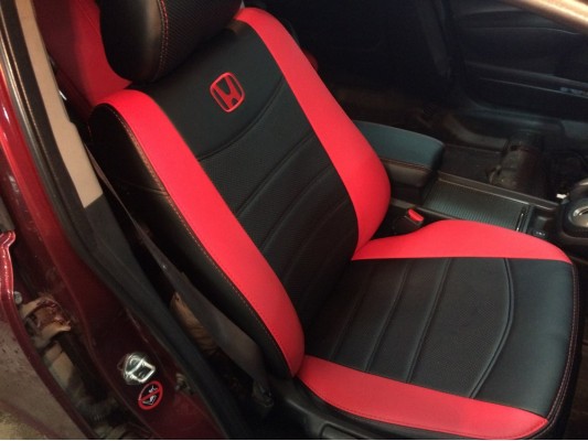 Авточехлы на Honda Civic 8 4D