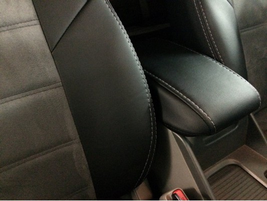 Авточехлы на Honda Civic 9 4D