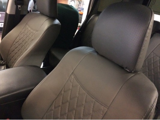 Авточехлы на Toyota Land Cruiser Prado 150