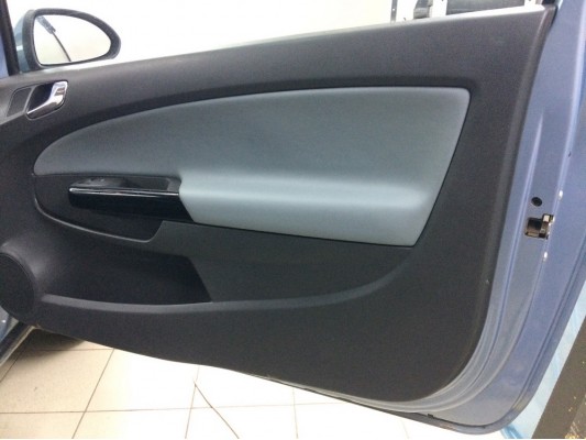 Перетяжка дверных карт