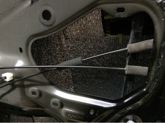 Шумоизоляция дверей